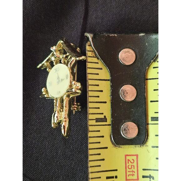 Vintage Collectible Pin CooCoo Cuckoo Clock Design Gold Tone 1.5" - Picture 7 of 8